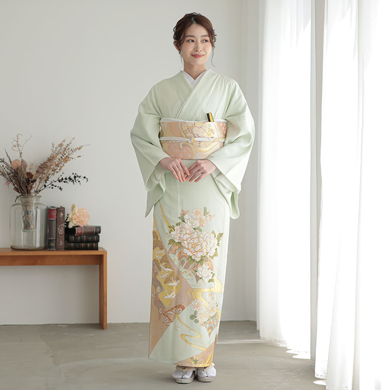 e254　桂由美琳派　薄緑　波に牡丹花車