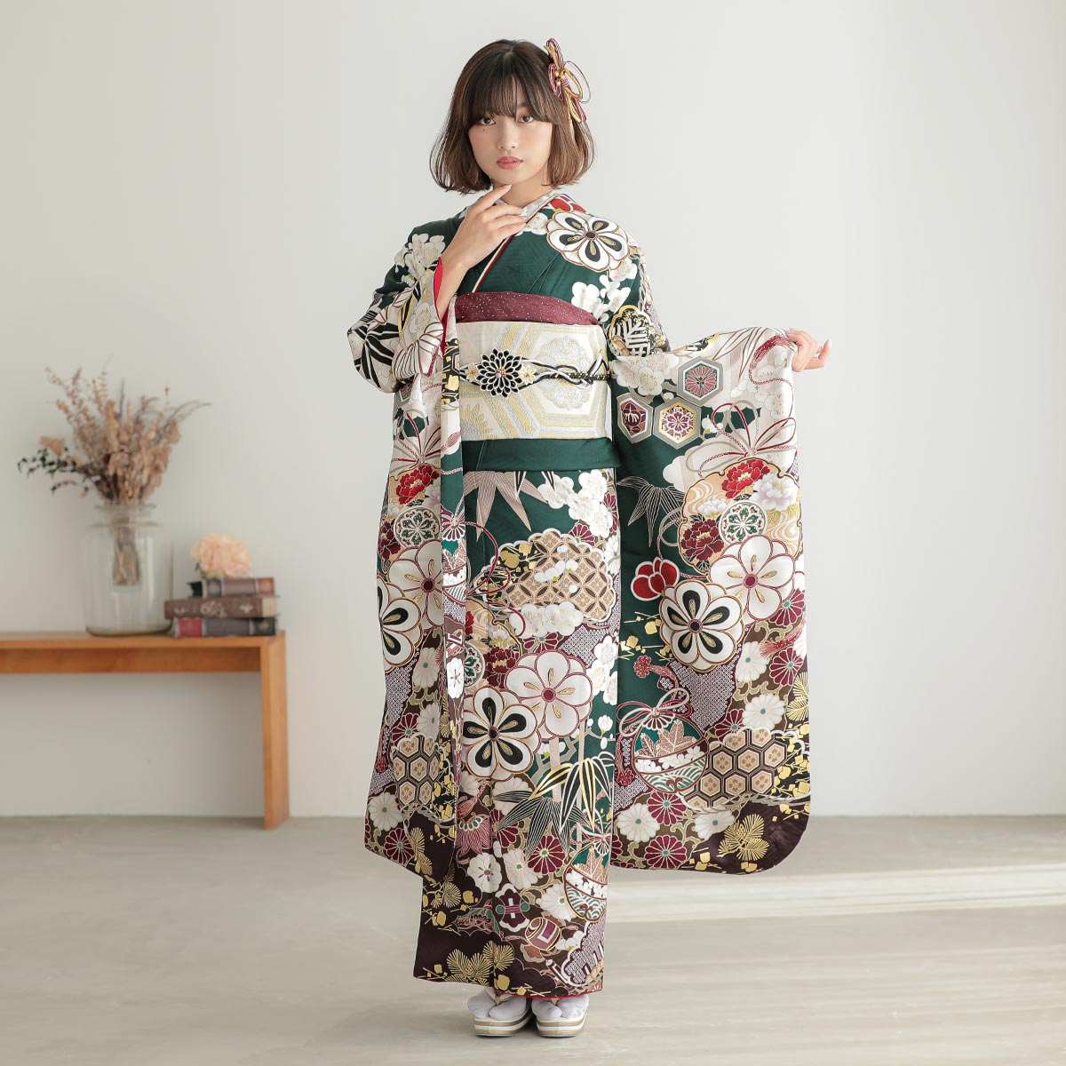 r2087　深緑　松竹梅　雪輪に鈴