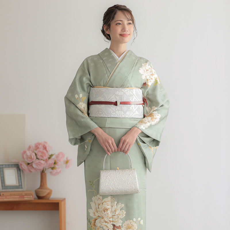 H1358 セージグリーン　牡丹に藤と桜