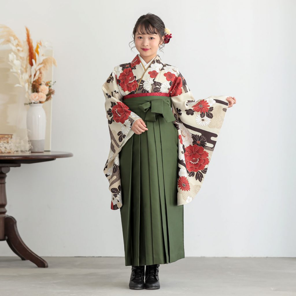 A386 ベージュ 古典牡丹と菊