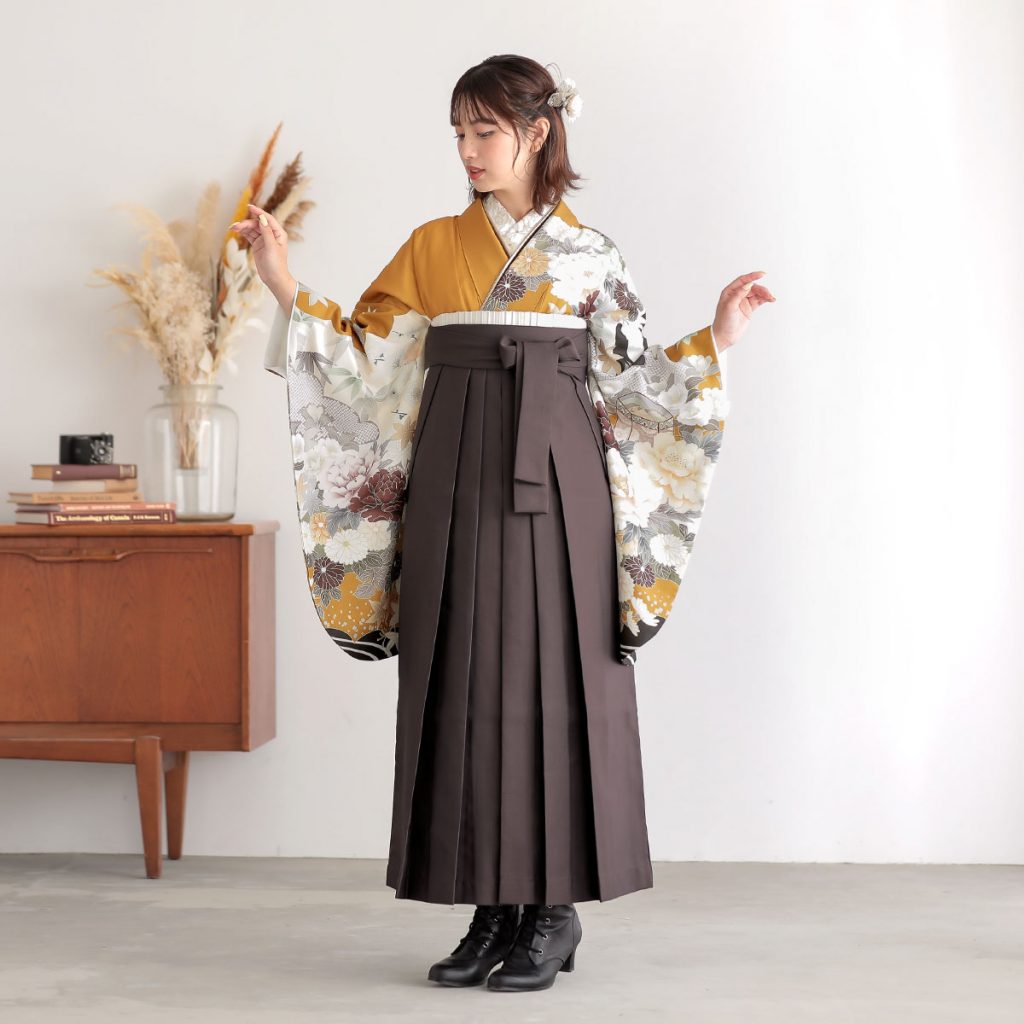 G1060 カラシ 貝桶に牡丹